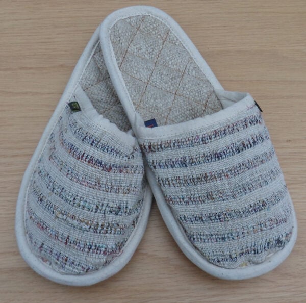 Hemp slippers for adults