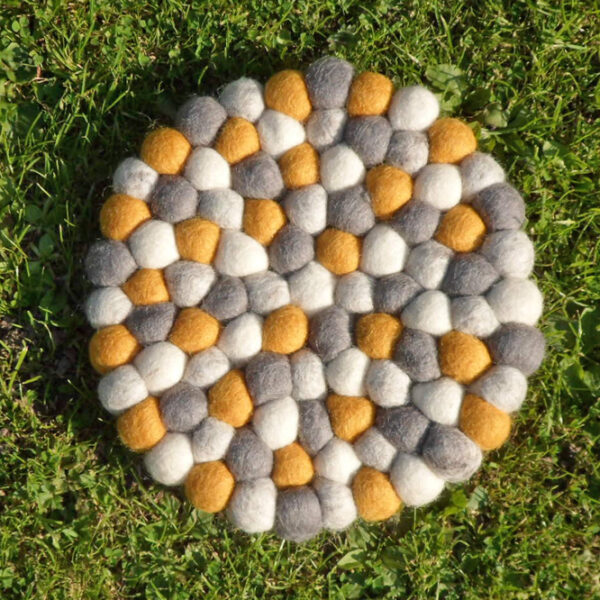 Grey and mustard ball mat Felt ball table mat