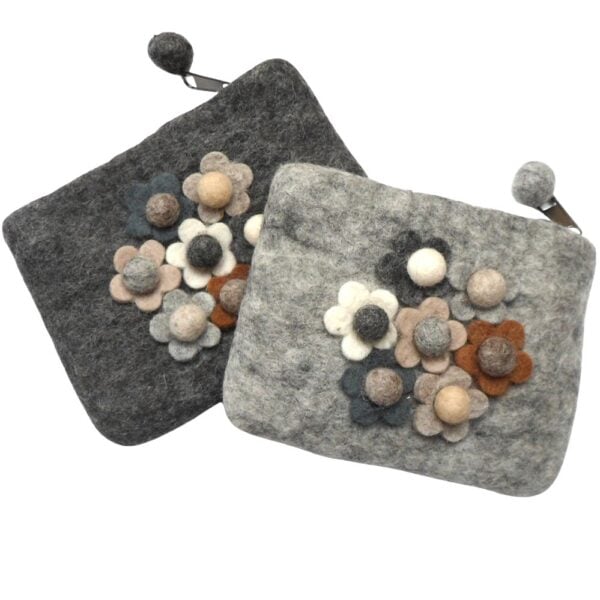 Flower cluster purse - natural colours