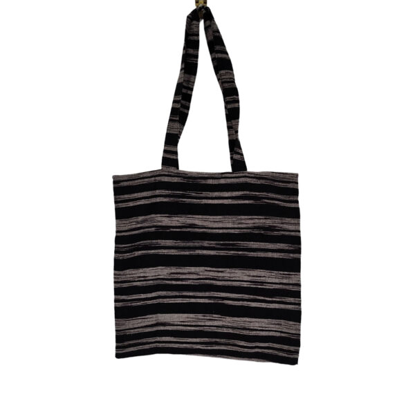 Stripy shoulder bag - black and white