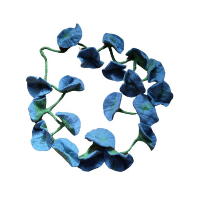 Flower garland - blue