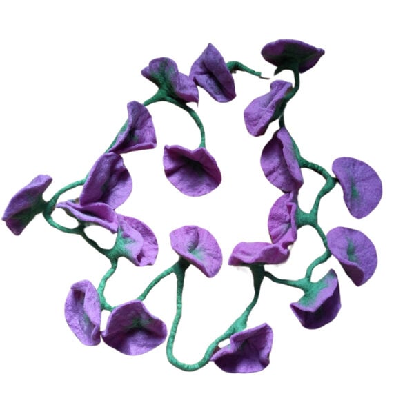 Flower garland - mauve