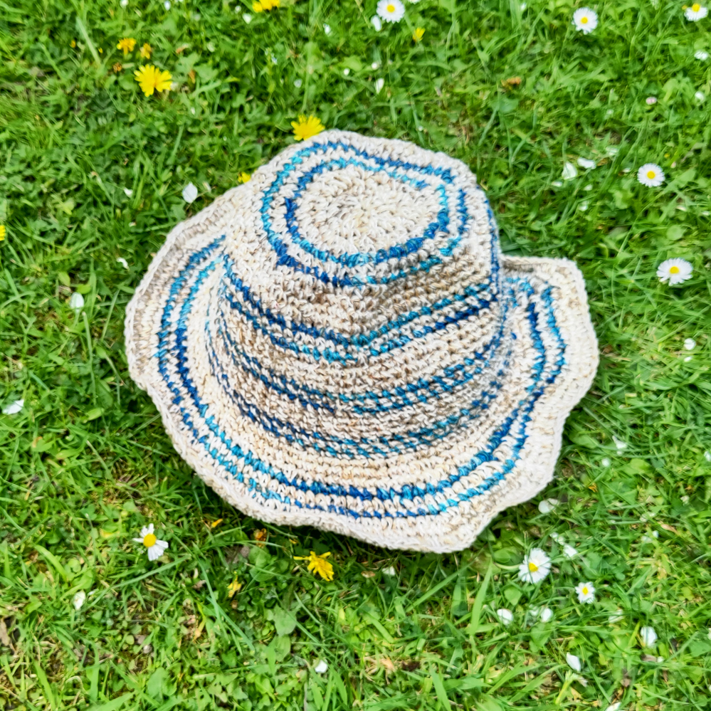 Hemp and cotton hat - natural with blue stripes