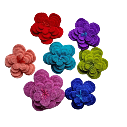 Multi petal brooch