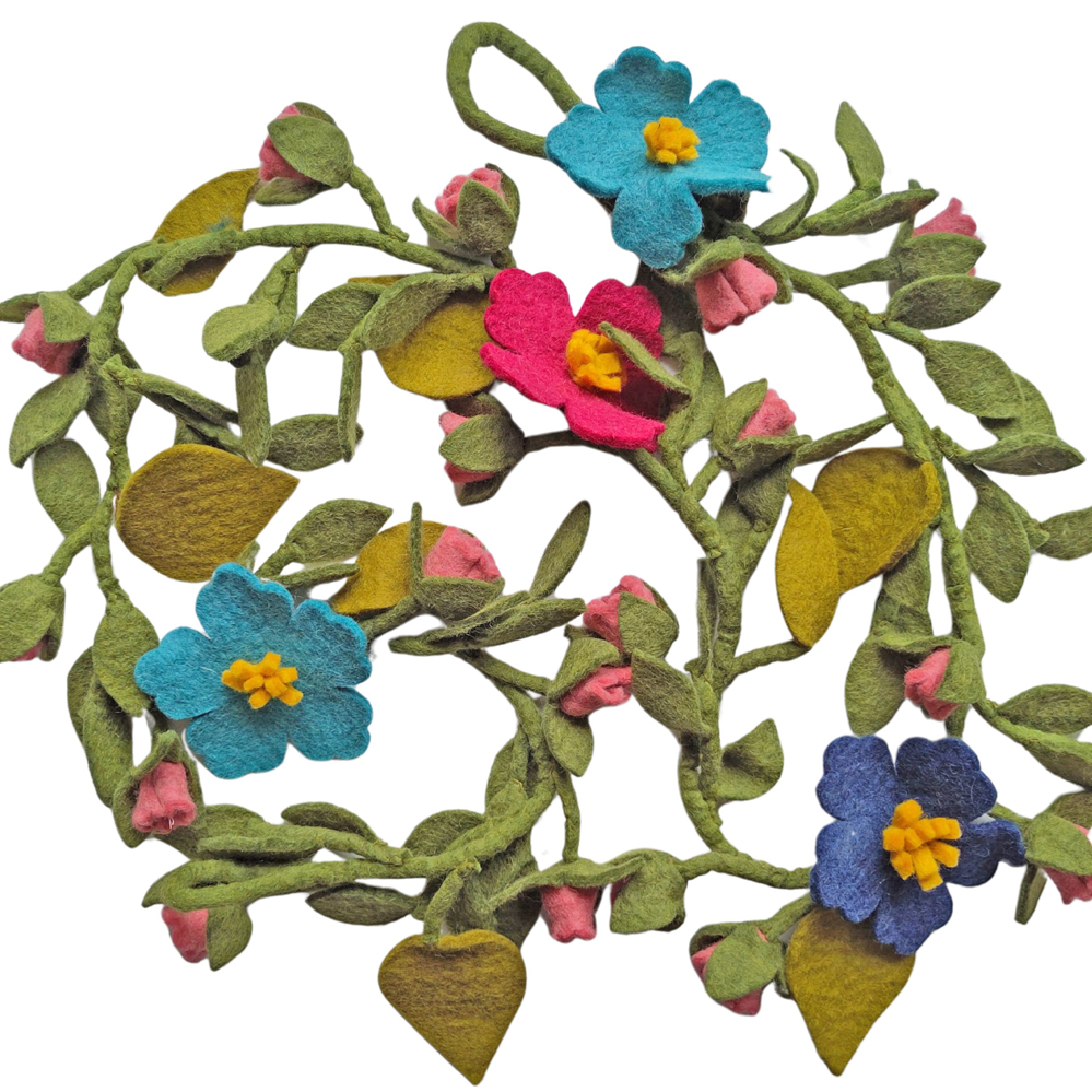 Blues and pinks flower garland