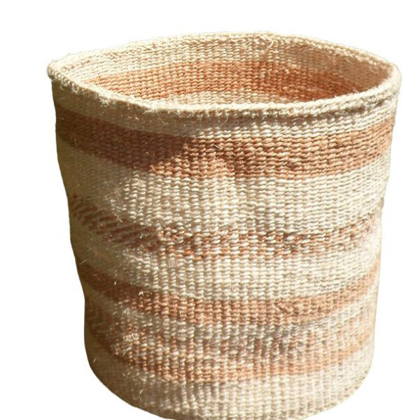 Kenyan sisal basket - L8