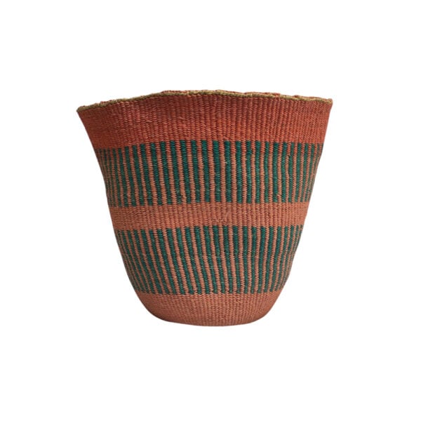 Kenyan fineweave basket M2
