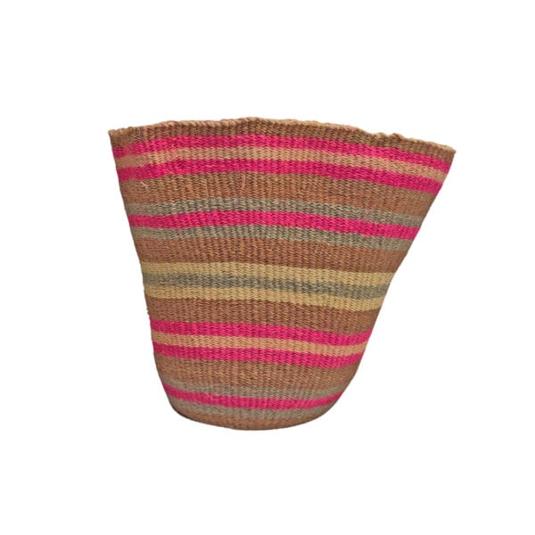 Kenyan fineweave basket M3