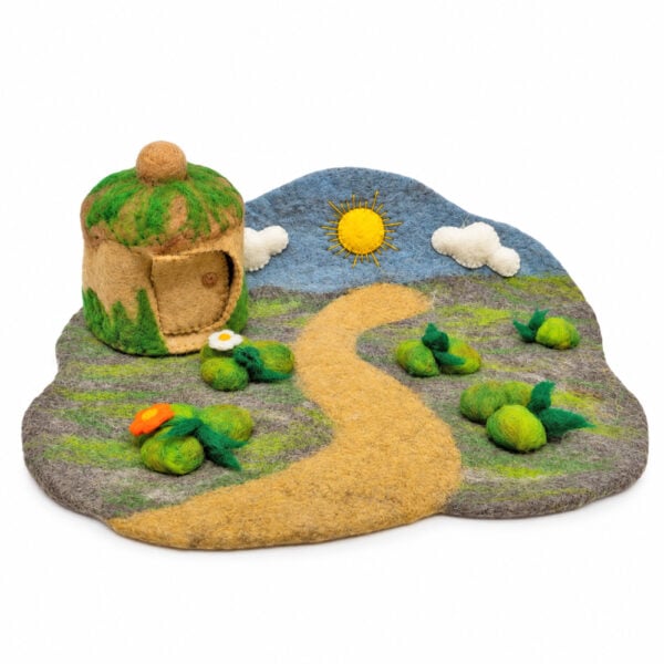 New small playmat with hut Play mat with cabin